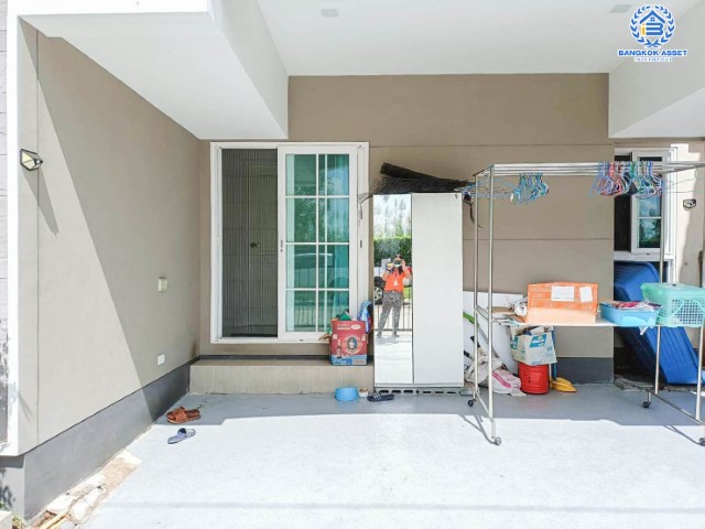 *****บ้านแฝดมือสองย่านกรุงเทพฯ ม.โกลเด้นนีโอ บางนา-สวนหลวง เนื้อที่ 35.71 ตร.ว. ฟังก์ชัน 4 ห้องนอน 3 ห้องน้ำ 2 ที่จอดรถ บ้านสวยสภาพดี บนทำเลแห่งการเดินทาง ใกล้สนามบิสุวรรณภูมิ, รถไฟฟ้าแอร์พอร์ต เรล ลิงก์ "สถานีซีคอน" และทางด่วน "บูรพาวิถี"